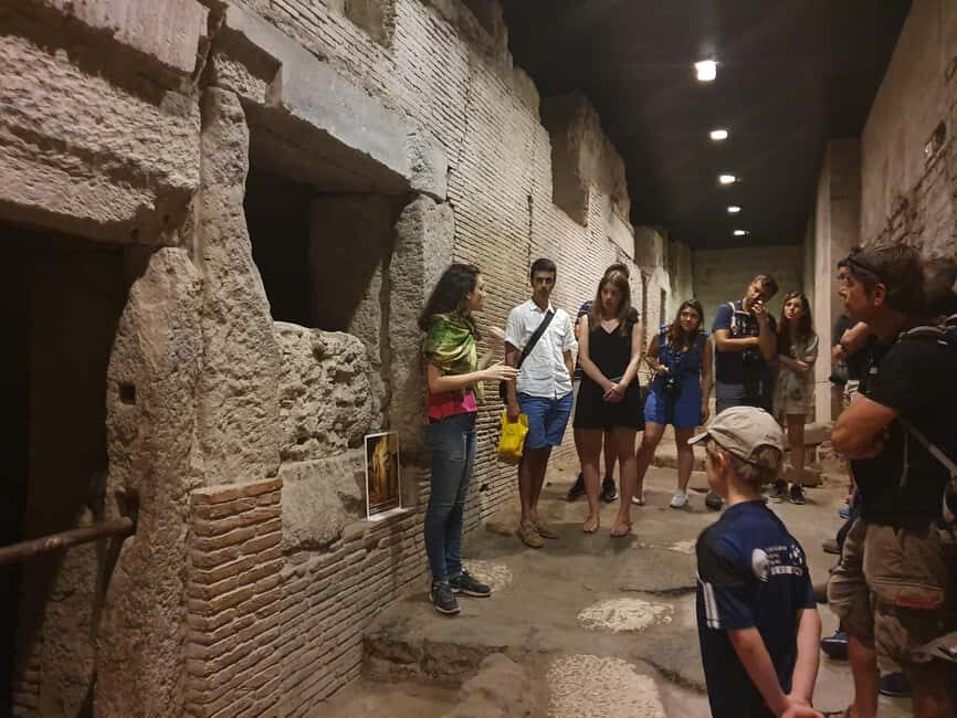 Naples: City Walking Tour w/ Underground Roman Ruins Ticket - Galleria Umberto I and Castel Nuovo: big-city Naples in one hour