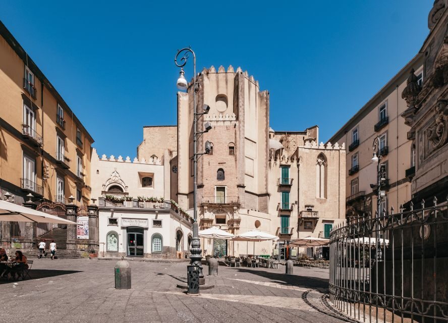 Naples: Downtown Tour with Veiled Christ & St Clare Tickets - Spaccanapoli on foot: the street that cuts Naples in two