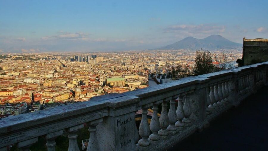Naples: Hop-On-Hop-Off Bus Tour of Naples - How the Naples hop-on hop-off loop works over 24 hours