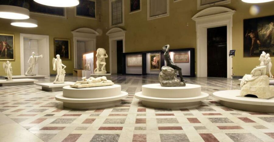 Naples: National Archaeological Museum Tour & Digital Guide - Farnese Collection masterpieces: Bourbon inheritance and serious sculpture power