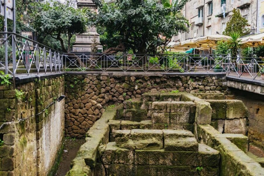 Naples: Old Town Guided Walking Tour - How long is 2.5 hours, and what that means for your legs