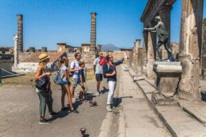 Naples or Sorrento: Full-Day Pompeii and Mount Vesuvius Tour - Where You Start: Naples or Sorrento, and Why the Meeting Point Matters
