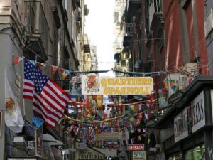 Naples Panoramic Walking Tour: From the Hills to the Center - The Funicular Ride and the Descent Plan (Why It Matters)