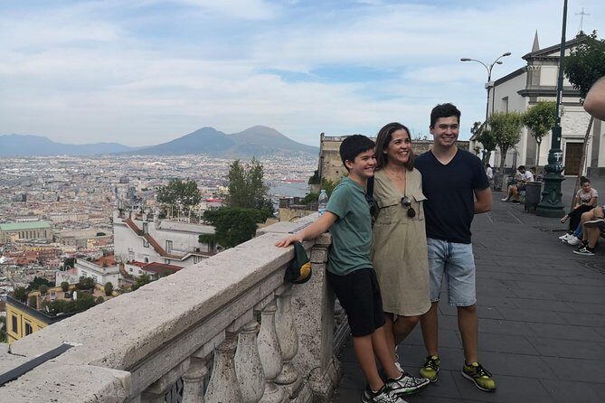 Naples Panoramic Walking Tour: From the Hills to the Center - Pace, Group Size, and Who This Tour Fits Best
