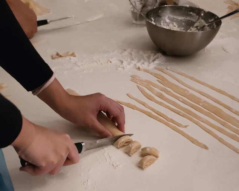 Naples: Pasta Making Class with Starter and Drink - Quick Practical Tips So You Enjoy the Dough Work