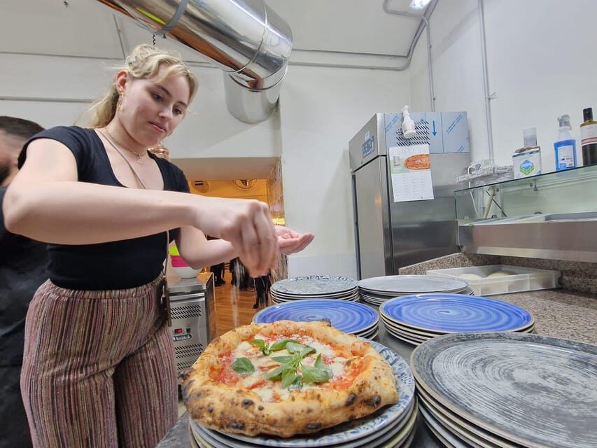 Naples: Pizza Making Class with Local Pizzaiolo - English Instruction and the Chef-Team Dynamic
