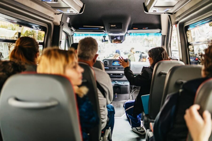 Naples: Pompeii and Mt. Vesuvius with Lunch and Wine Tasting - Languages and listening comfort: make the most of the guide