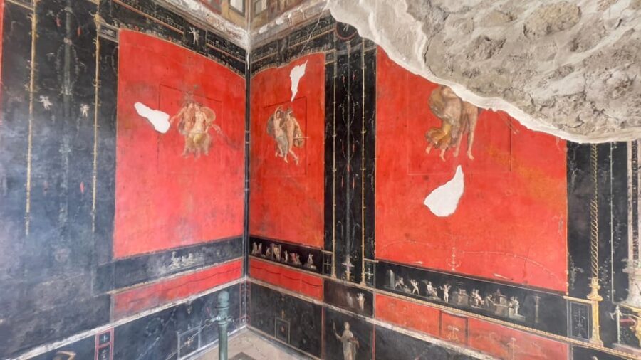 Naples: Pompeii Archaeology Park Tour & Skip-the-Line Entry - Timing and comfort: choose the start time and dress for heat