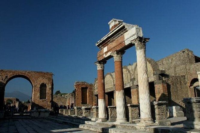 Naples: Pompeii, Herculaneum, and Vesuvius Tour by Minivan - Pompeii Skip-the-Line: 2 Hours to See the Big Stuff