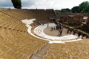 Naples: Pompeii & Mt Vesuvius All-Inclusive Small Group w/ Lunch - Entering Pompeii Without Losing Your Whole Morning