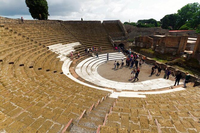 Naples: Pompeii & Mt Vesuvius All-Inclusive Small Group w/ Lunch - Entering Pompeii Without Losing Your Whole Morning