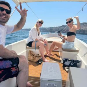 Naples: Private Coastline Boat Tour - Meeting in central Naples: your two starting options