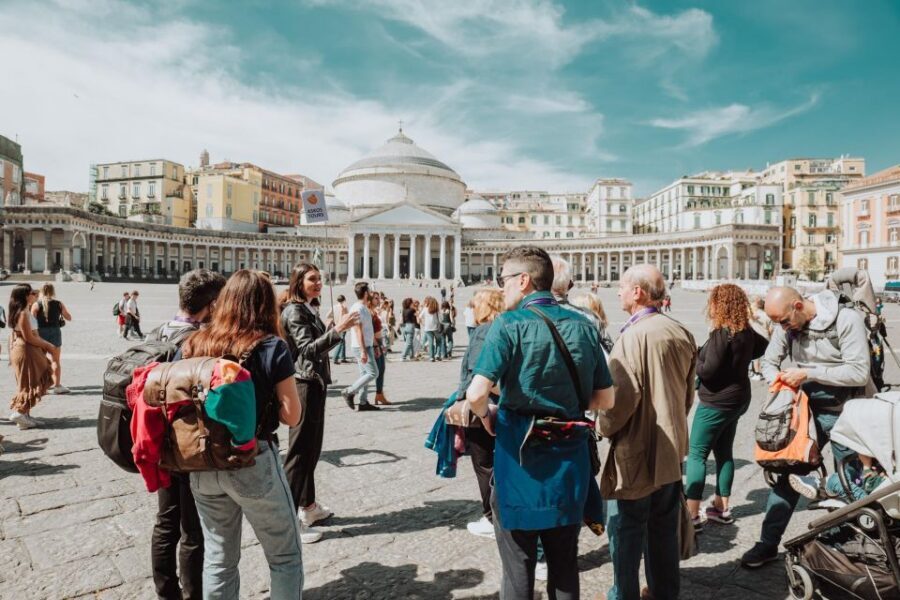 Naples: Royal Palace and Monumental Area Small Group Tour - Small-group format: why it feels better than a big-bus day