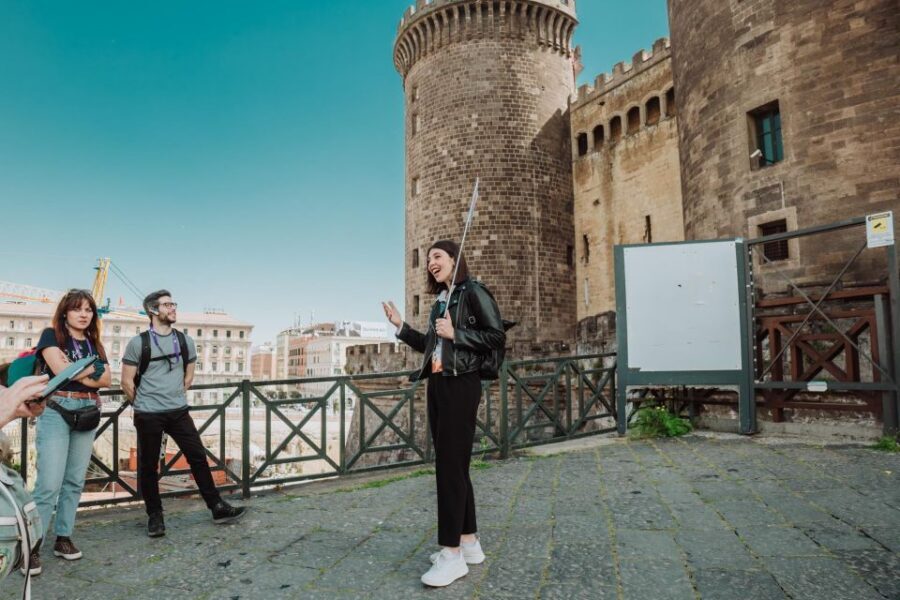 Naples: Royal Palace and Monumental Area Small Group Tour - Piazza Municipio → Castel Nuovo area: fortresses and the city’s defensive past