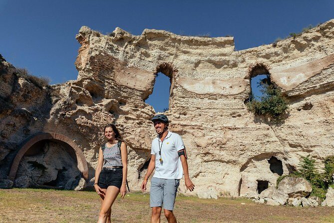 Naples Scenic E-Bike Ride to a Local Vineyard with Meal - Naples e-bike to a vineyard: the vibe you’re really buying