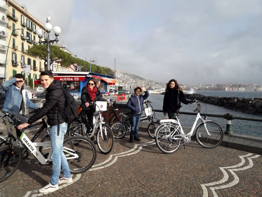 Naples: Sightseeing Tour by E-Bike - E-bike reality check: traffic, cobbles, and what to do with your confidence