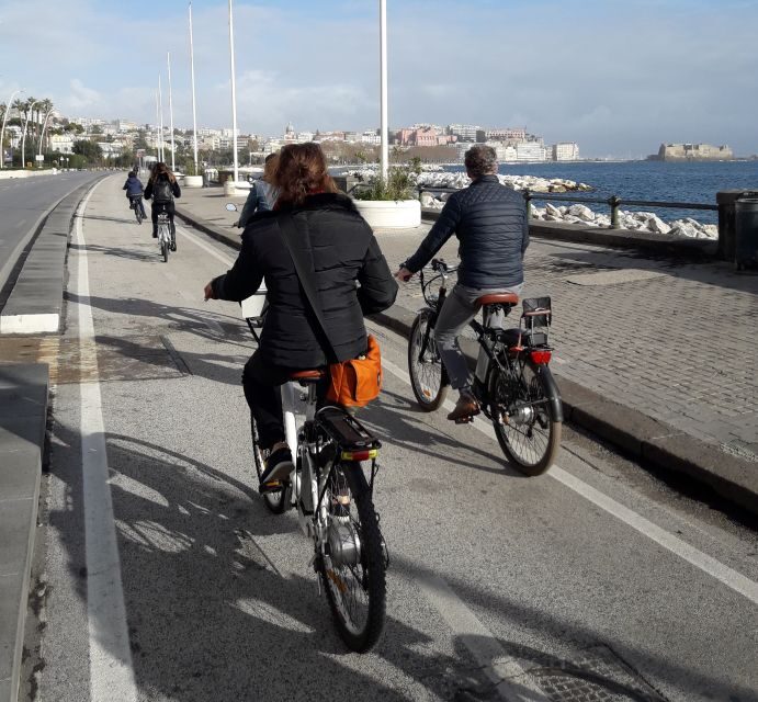 Naples: Sightseeing Tour by E-Bike - Spaccanapoli to Piazza del Municipio: the historic spine and its surprises