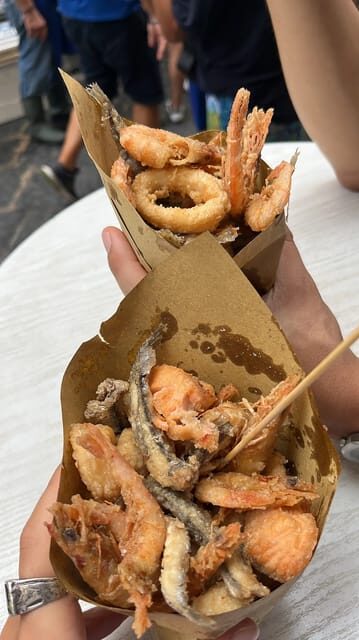 Naples: Street Food Experience With 6 Stops - From Piazza Carità to Piazza Pignasecca in Easy Walking Time