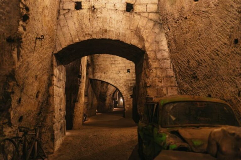 Naples: The Bourbon Tunnel Guided Tour with Entrance Ticket - Via delle Memorie option: extra walking on the tuff route