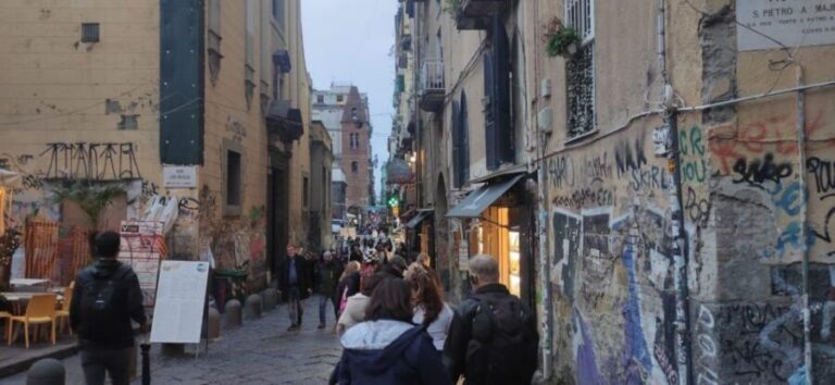 Naples Walking Tour: Old Town and Spaccanapoli - Piazza Dante to Port’Alba: the old-town corridor and its street rhythm