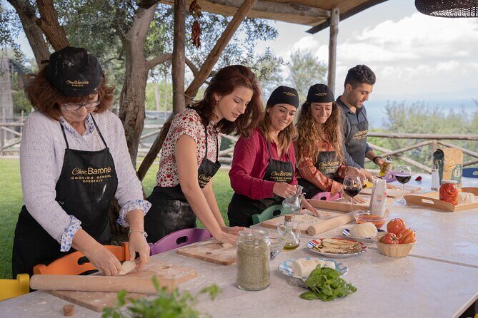 Pasta and Pizza Master Class with Pick Up in Sorrento - The limoncello lesson: turning lemons into a souvenir drink