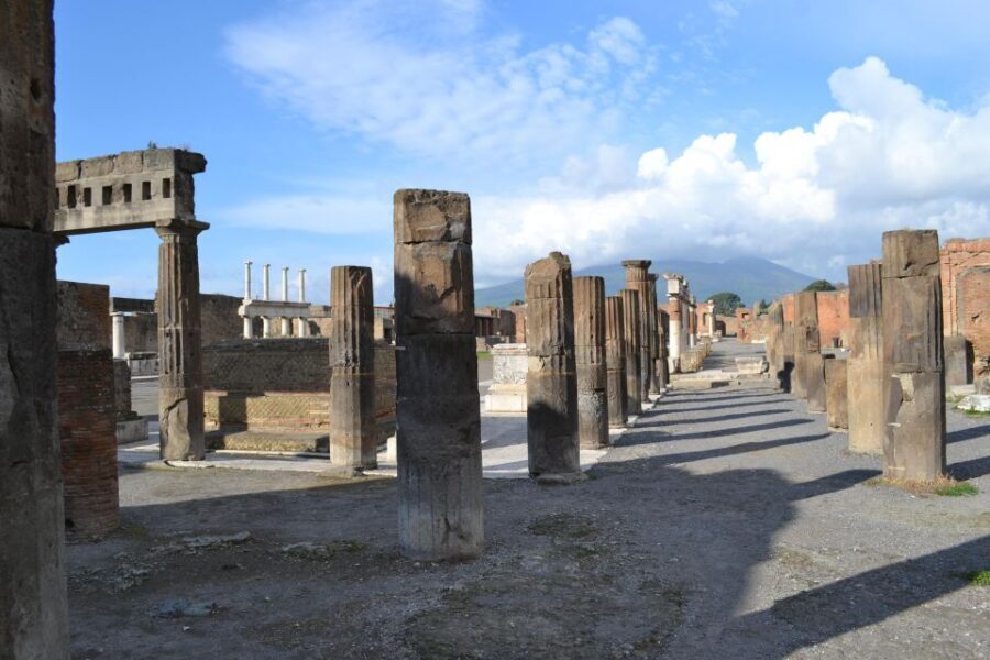 Pompeii: 2-Hour Guided Tour with an Archaeologist - Key highlights you’ll actually feel on the ground