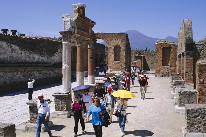 Pompeii 2-hour Private Tour with an Archaeologist-Ticket included - Pricing and value: is $214.75 per person worth it?