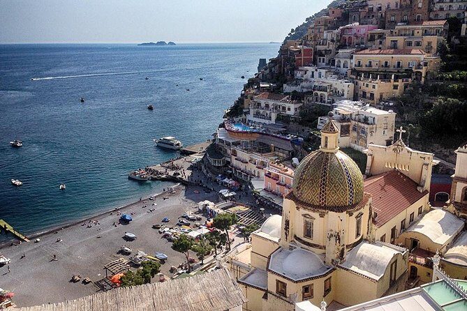 Pompeii and Amalfi Coast Private Day Trip with Pick Up - Positano Spiaggia: 1 hour in the cliff-town with the pebble beach