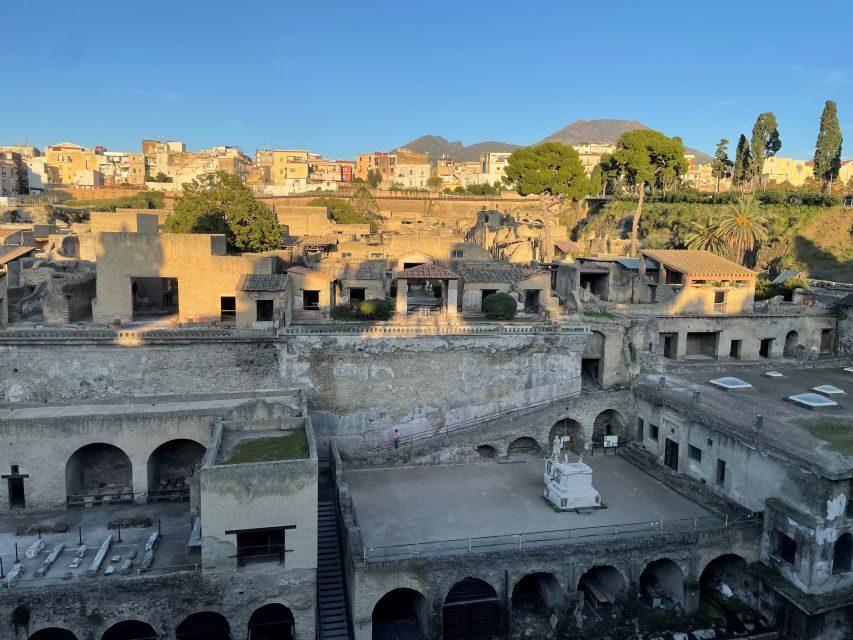 Pompeii and Herculaneum: Guided Tour with an Archaeologist - What Benedetto adds: archaeologist rigor with real-world storytelling