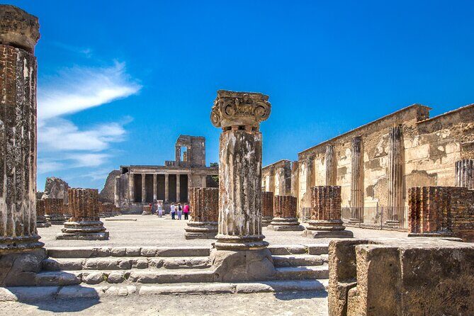 Pompeii and Herculaneum Small Group Tour with an Archaeologist - Skip the ticket lines: what included admission really buys you