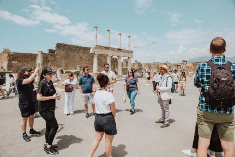 Pompeii and Mount Vesuvius excursion from Naples - Vesuvius hike: what 1.5 hours to the crater feels like