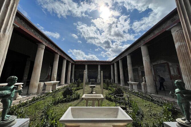 PompeiI Exclusive Tour with your Archaeologist in a Small Group - Priority line logistics: how this saves time at the gate