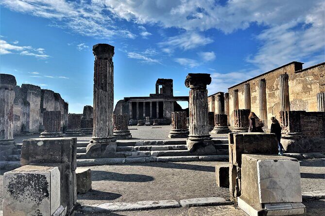 Pompeii: Guided Tour with Skip-the-Line Entry - Key highlights to look for