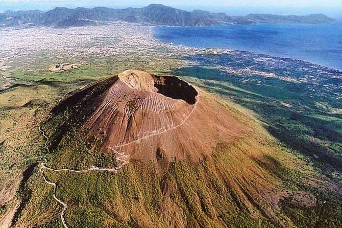 Pompeii & Mount Vesuvius Tour with Guided Visit, Tickets & Lunch - Vesuvius National Park: steep switchbacks, big views