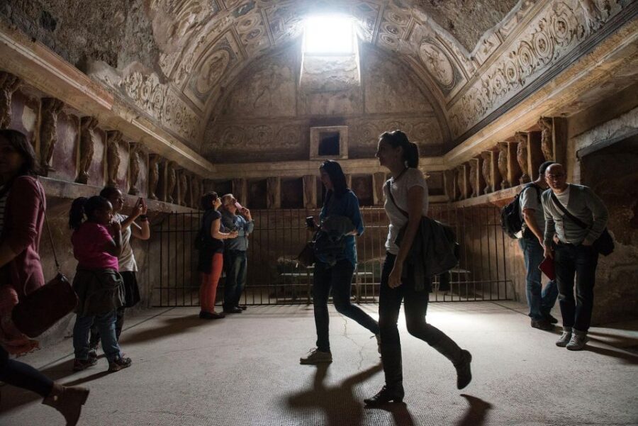 Pompeii: Private Tour with an Archaeologist - Theatres and amphitheater: how entertainment shaped the city