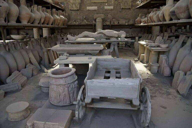 Pompeii Ruins Private Tour with Optional Skip-the-Line Entry - Entering Pompeii at the Porta Marina Sea Gate