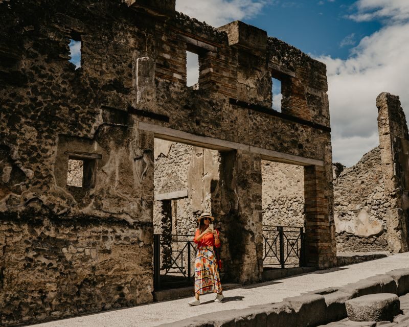 Pompeii: Skip-the-Line Entry Ticket with Digital Guide App - Entering Pompeii without ticket-office chaos