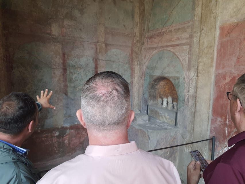 Pompeii: Skip-the-Line Tickets and Tour with Archaeologist - Practical stuff before you go: what to bring and what to avoid
