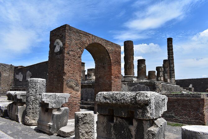 Pompeii Skip-the-line Tour with Archaeologist Guide - Theater stop: tragedy, comedy, and a lesson in Roman entertainment