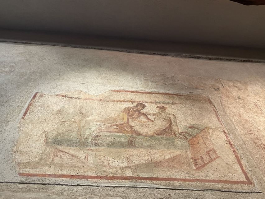 Pompeii: Small-Group Guided Tour with Skip-the-Line Ticket - What You Learn From a Small Private Group (Especially the Guides)