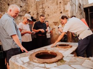Pompeii: Small-Group Tour of Pompeii and Herculaneum - Pompeii walk: what 79 A.D. left behind