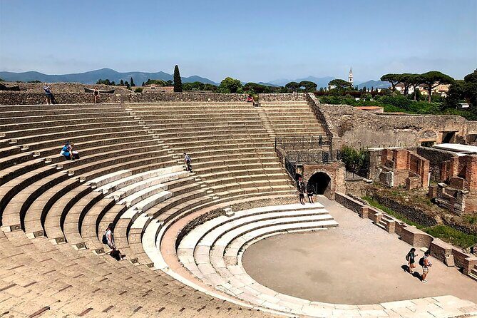 Pompeii small group tour with skip-the-line entrance included - Where you meet: Coffee Shop Vittoria Via Mare (and why that’s helpful)