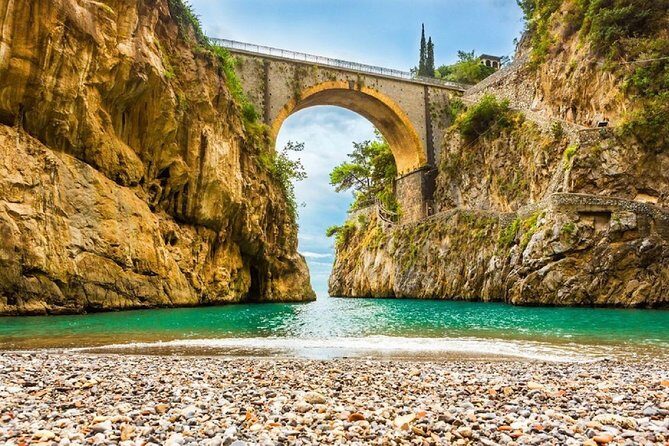 Positano & Amalfi Boat Tour from Sorrento: Swim & Light Lunch - Positano in One Hour: Photo Strategy Beats Random Walking
