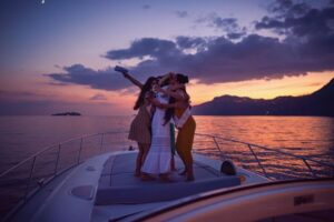 Positano: Shared Sunset Cruise - Where You Meet and How the Timing Works