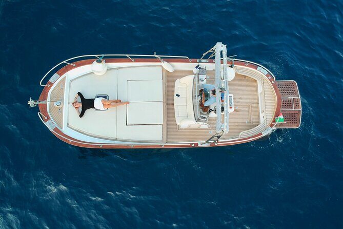 Private Boat Excursion to the Amalfi Coast - Meeting at Amalfi’s dock: start time, timing, and what to bring