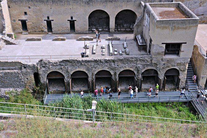 Private Day Tour to Vesuvius, Herculaneum & Pompeii with Pick Up - Comfort Tips That Make the Day Easier