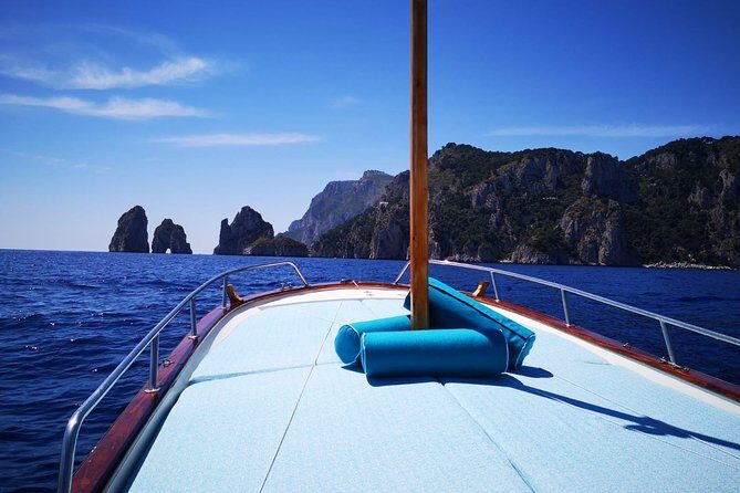 Private Island of Capri by Boat - Private Island of Capri by Boat: what you’re really buying