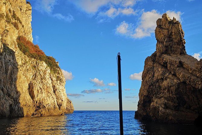 Private Island of Capri by Boat - Price and value: does $202.65 make sense?