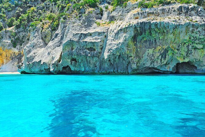 Private Tour: Amalfi Coast to Capri Cruise - Cruising Amalfi’s coast: Li Galli views and the first swim chances