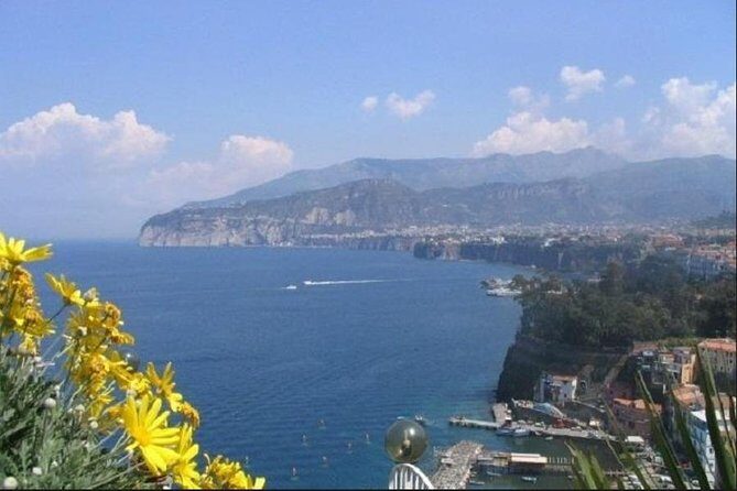 Private Transfer from Multiple Locations in Naples to Sorrento - Safety and Comfort: Mostly Smooth, One Outlier to Keep in Mind